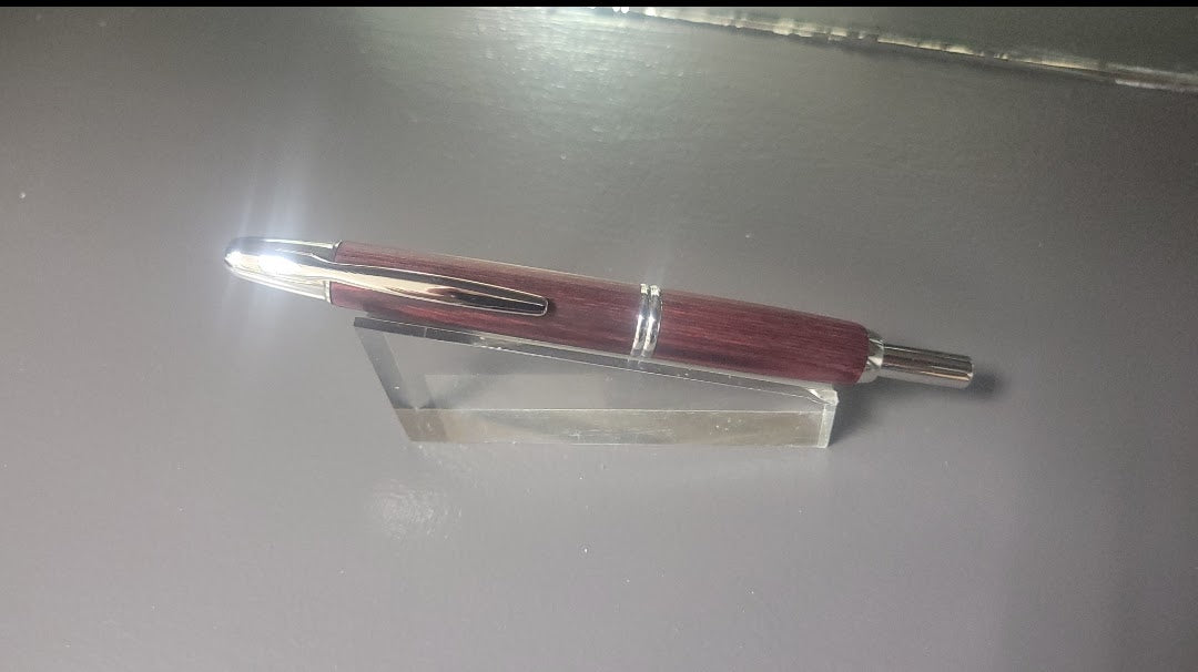 Pilot Vanishing Point - Birchwood Fountain Pen Red