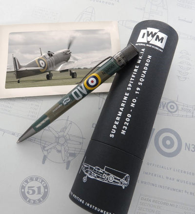 Retro 1951 - Imperial War Museums- SPITFIRE N3200 Rollerball