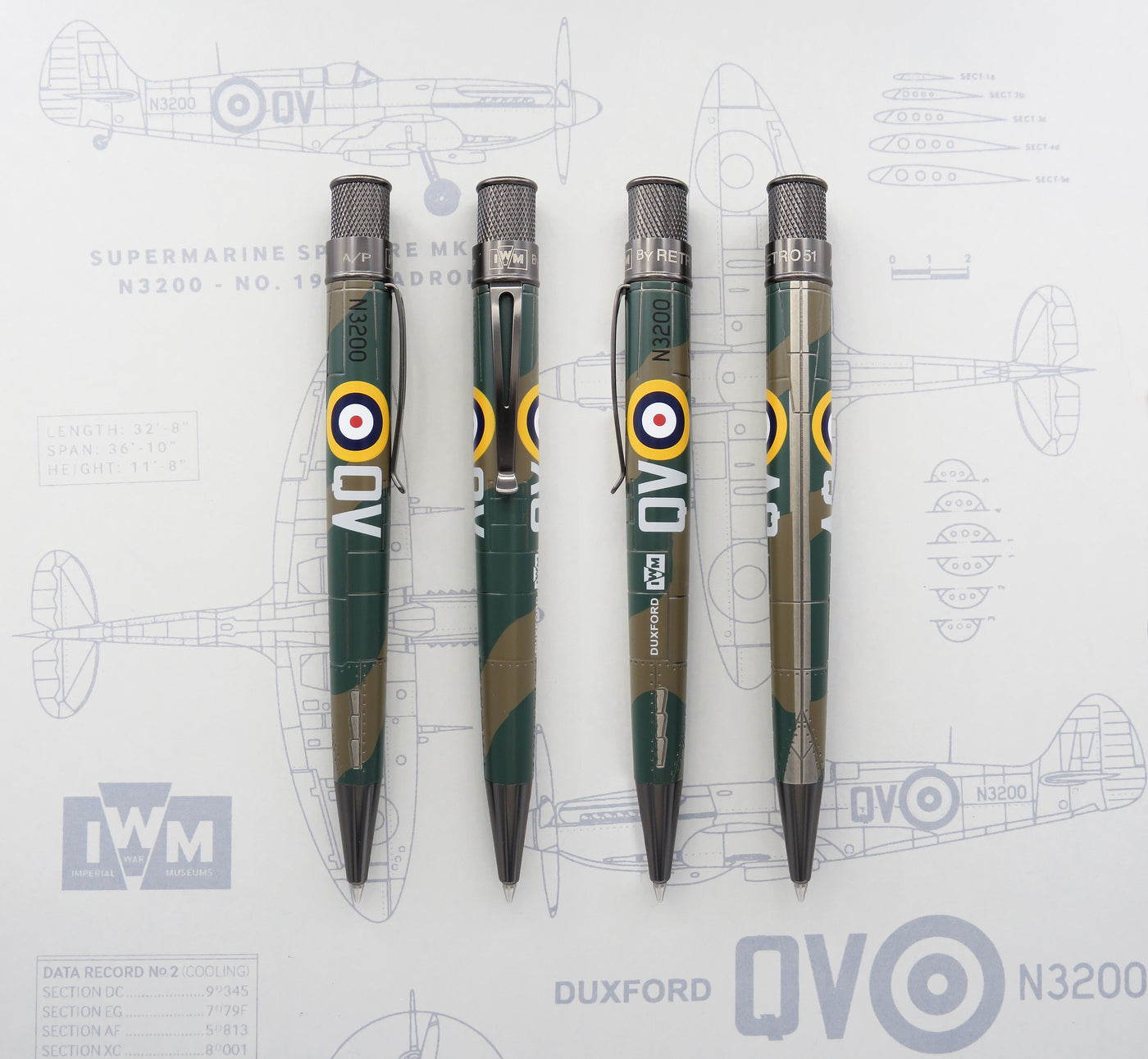 Retro 1951 - Imperial War Museums- SPITFIRE N3200 Rollerball