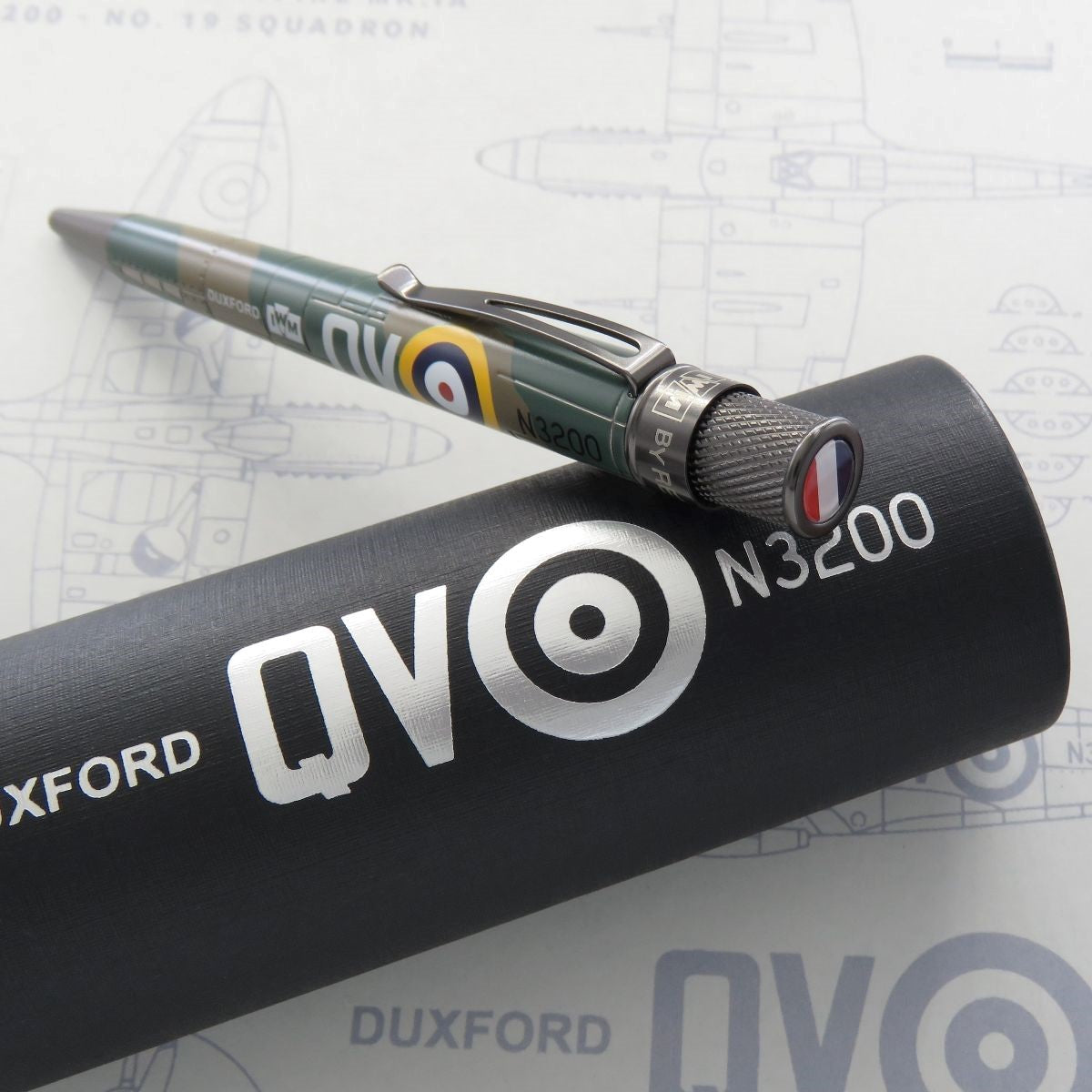 Retro 1951 - Imperial War Museums- SPITFIRE N3200 Rollerball