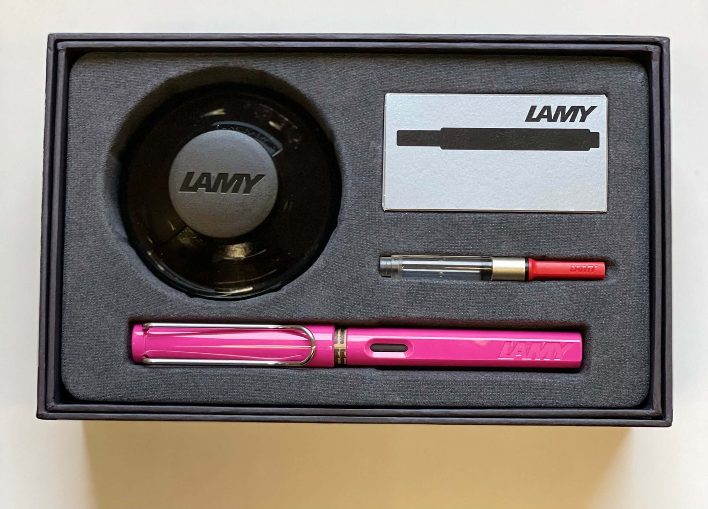 Lamy Safari Breast Cancer Awareness Pink Gift Set with Bottled Ink