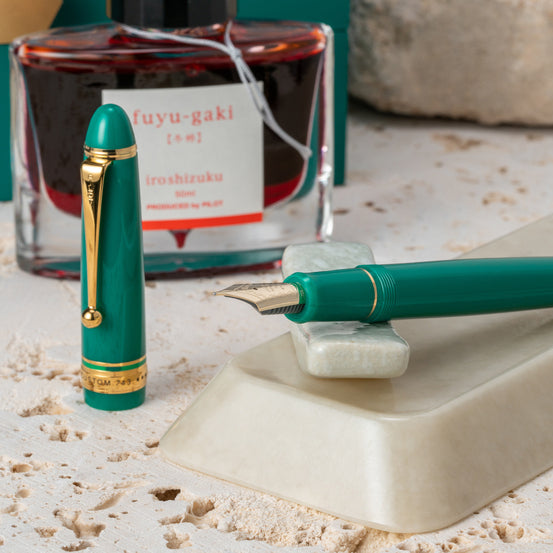 Pilot Custom 743 Green Fountain Pen